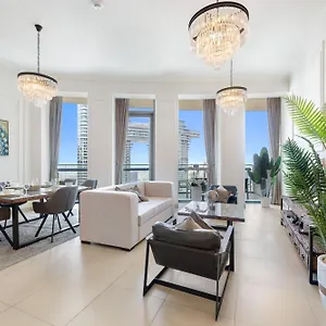 شقة Stylish 2Br In Downtown Dubai With Sea And City Views, دبي