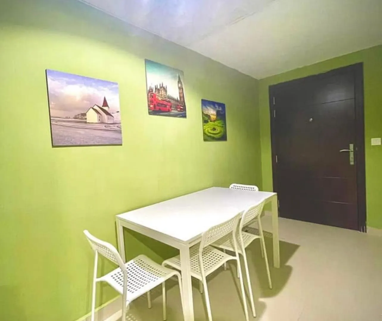 Partition Room Dubai Love hotel